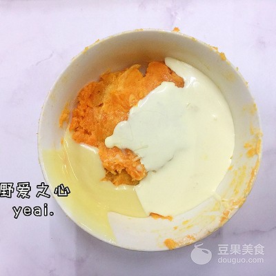 芝士焗红薯的简单做法,甜蜜蜜汁红薯的做法