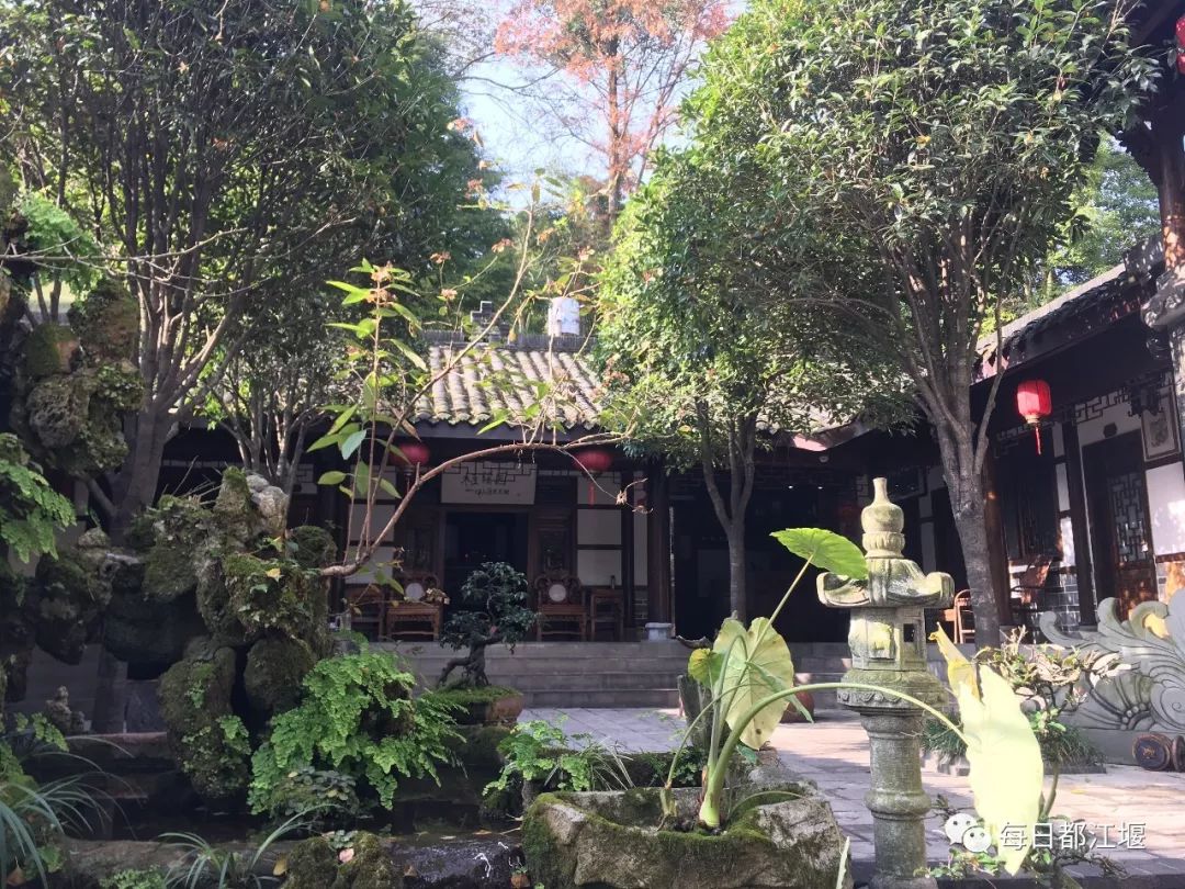 乡村旅游民宿的发展与创新,青城山下大型农家乐