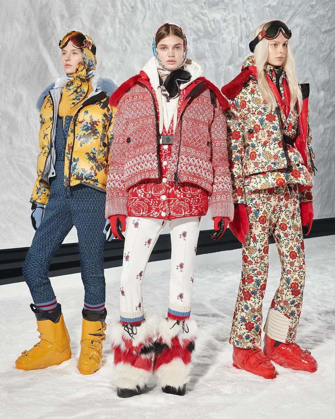 2024款最好看的滑雪服,90年代复古滑雪服