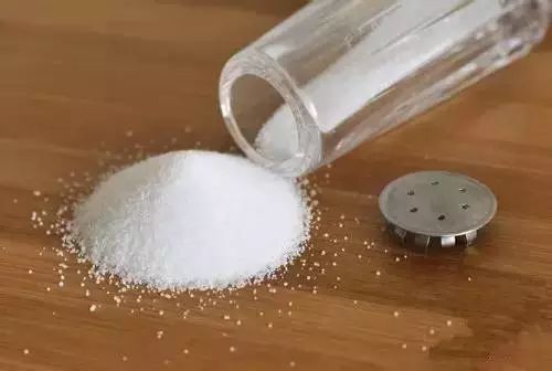 洗冬天的厚衣服怎么洗,衣服又快又简单的教程