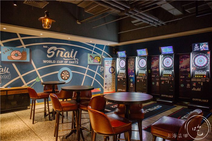魔都惊现1200㎡「运动餐厅」！桌球飞镖无限畅玩，清晨2点才打烊！