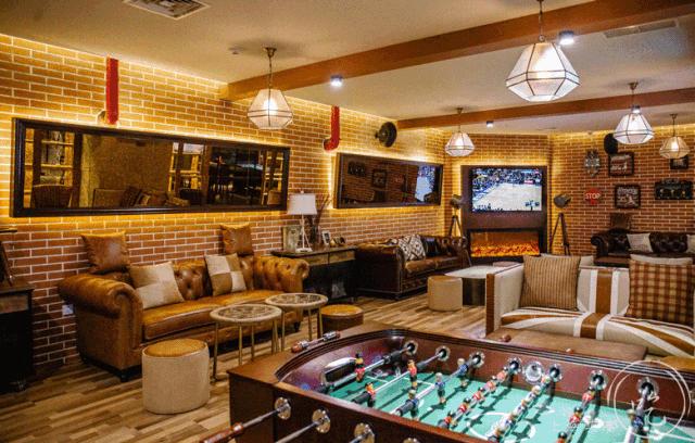 魔都惊现1200㎡「运动餐厅」！桌球飞镖无限畅玩，清晨2点才打烊！