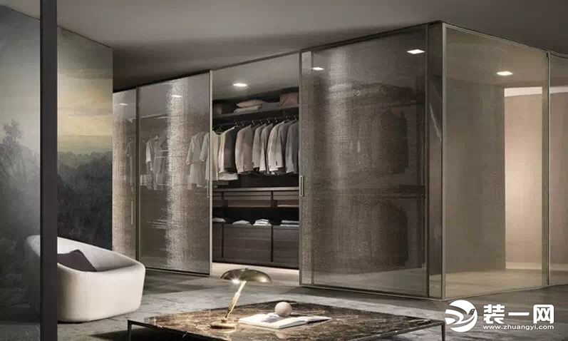 巴士移门衣柜厚度多少,衣柜移门轨道标准厚度