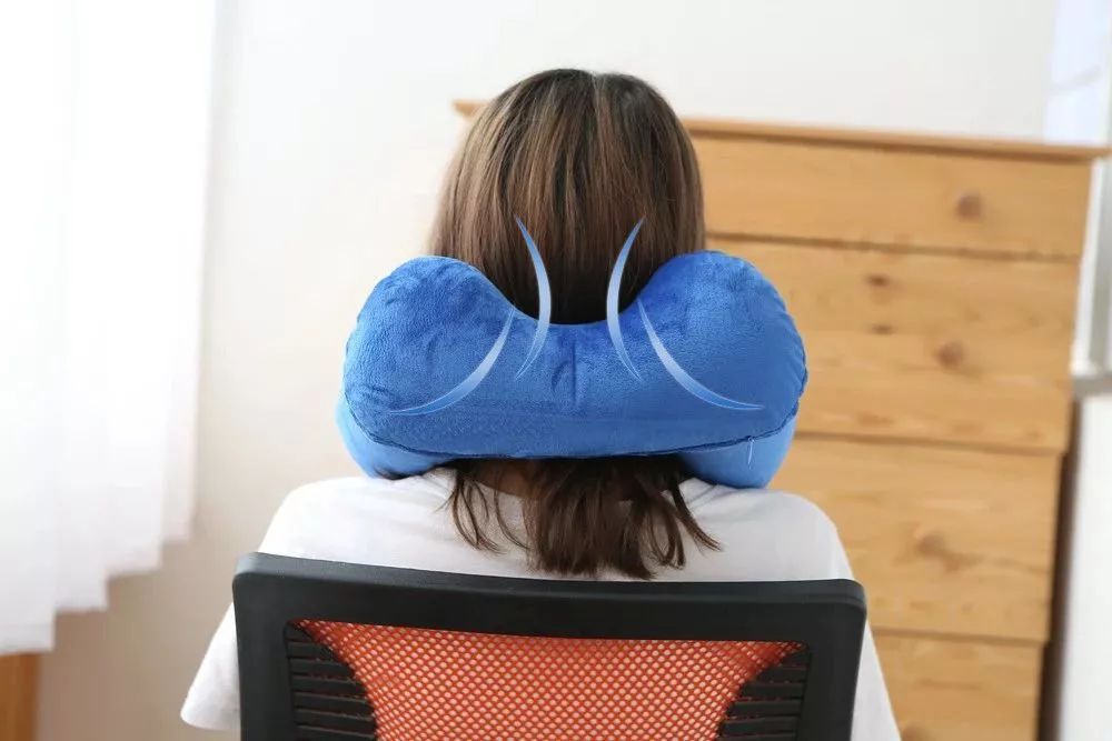 拯救你的颈椎！这款德国变态”护颈”神器，让你坐着比躺着还舒服，连失眠也能救一下