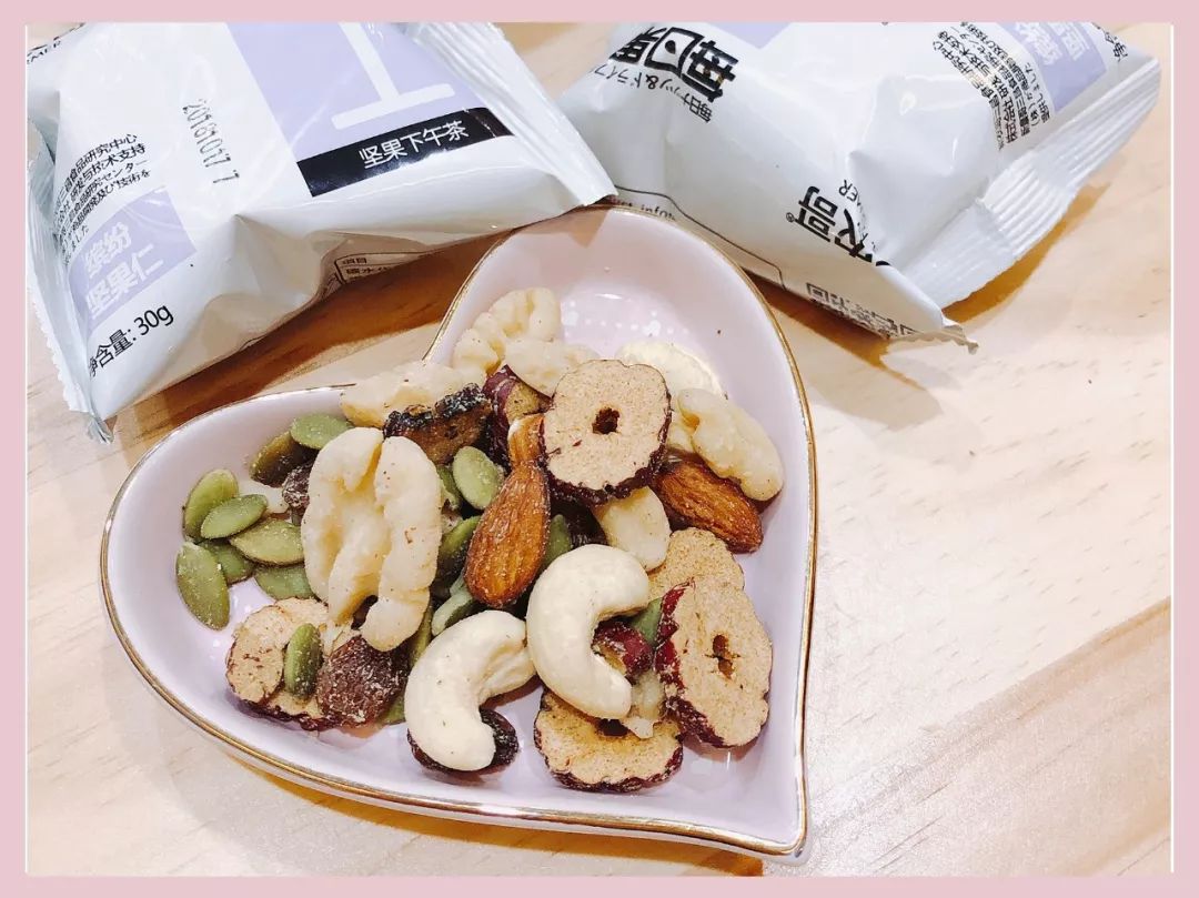 閰嶅ザ濂惰￥澶栧,杩囧勾濂跺ザ澶栧