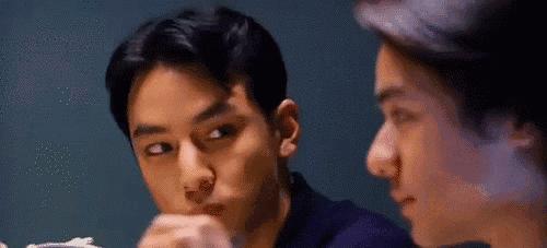 还记得这个夏天的“镇魂女孩”吗？为什么女生爱*美耽**？｜小南都知道