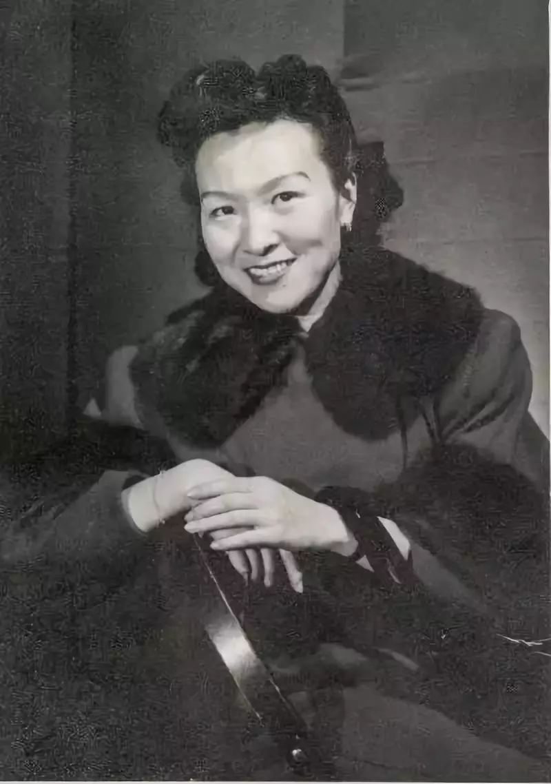 50年前的今天，他用自己的生命护住一份绝密文件！22天后，中国靠它震惊了世界！