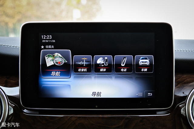 成都车展奔驰v260l尊贵加长版,爱卡汽车评分