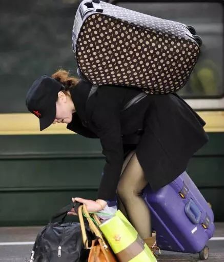 你代购吗？人肉代购回国开箱震惊所有人