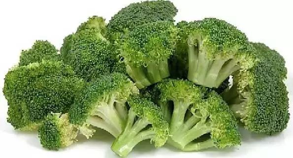 担心！这家哈达店的菜花紫甘蓝，那家地利生鲜的韭菜，还有这些家的菠菜油菜老黄瓜……丨13批次菜肉抽检腐霉利、毒死蜱检出不合格