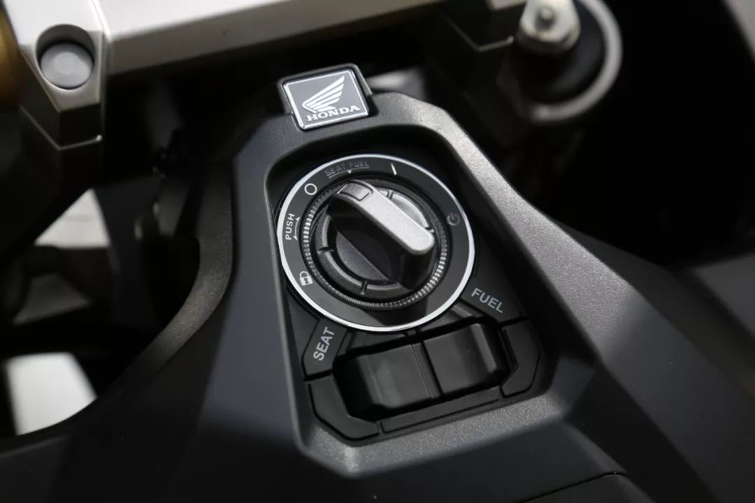 全新本田金翼有几款车型,本田新款大金翼