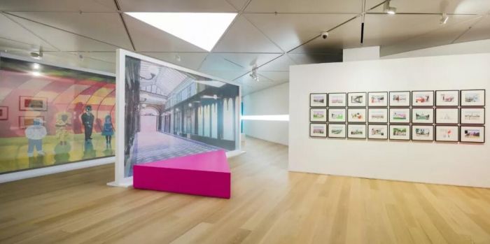 时尚品牌文化与艺术美学,以时尚手法演绎了品牌的经典设计