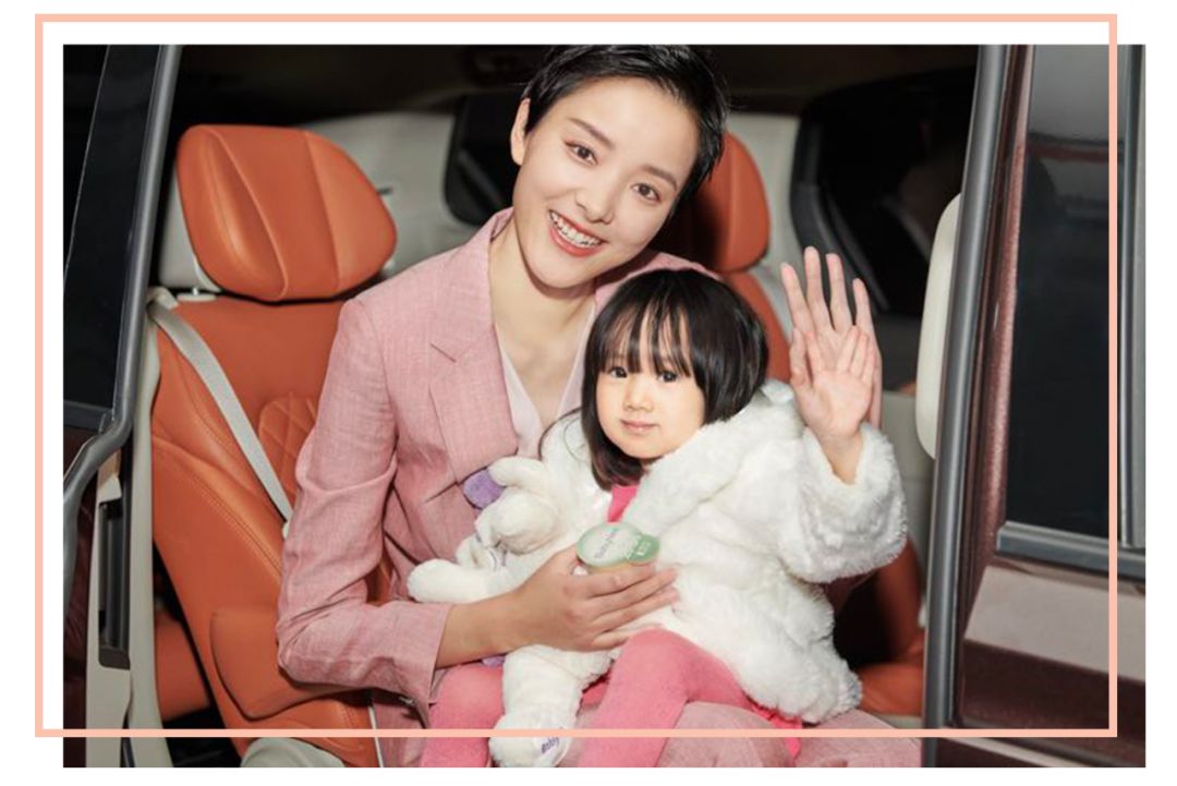 这些星二代个个都颜值爆表,十大最不省心的星二代