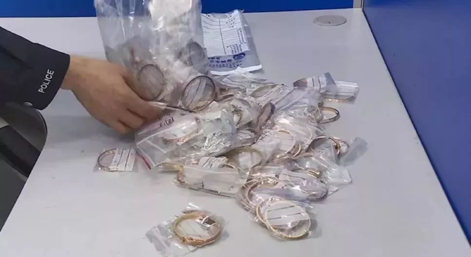 卡地亚耳钉价目表,卡地亚耳钉代购