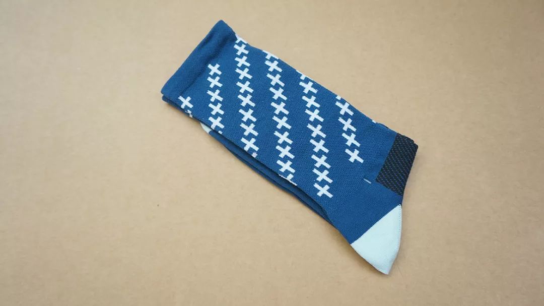 dhsports骑行袜,名不见经传的国货老品牌