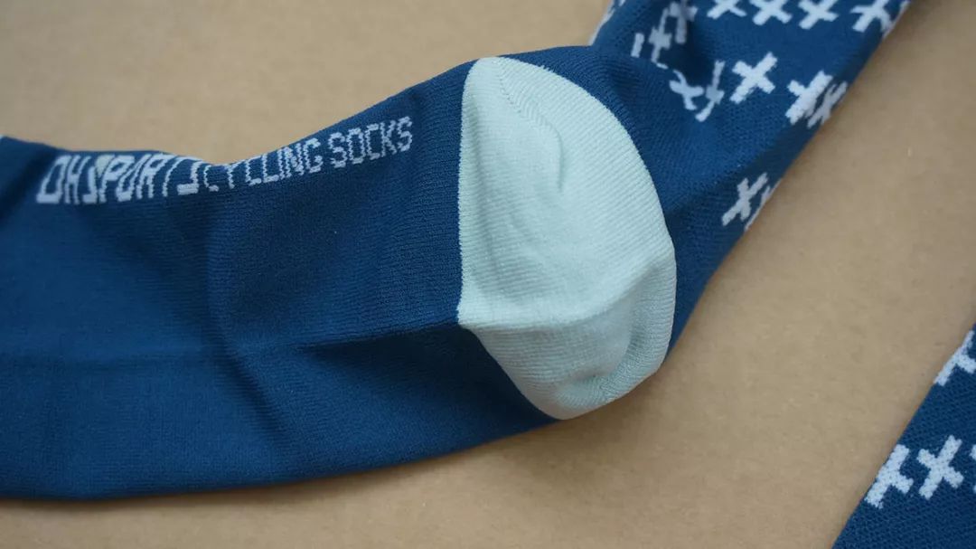 dhsports骑行袜,名不见经传的国货老品牌