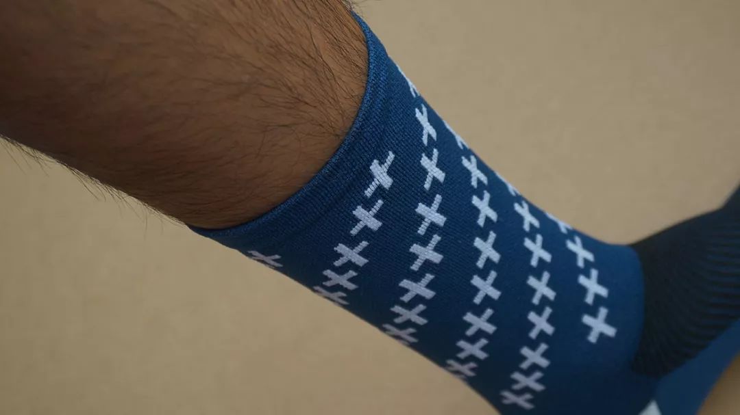 dhsports骑行袜,名不见经传的国货老品牌