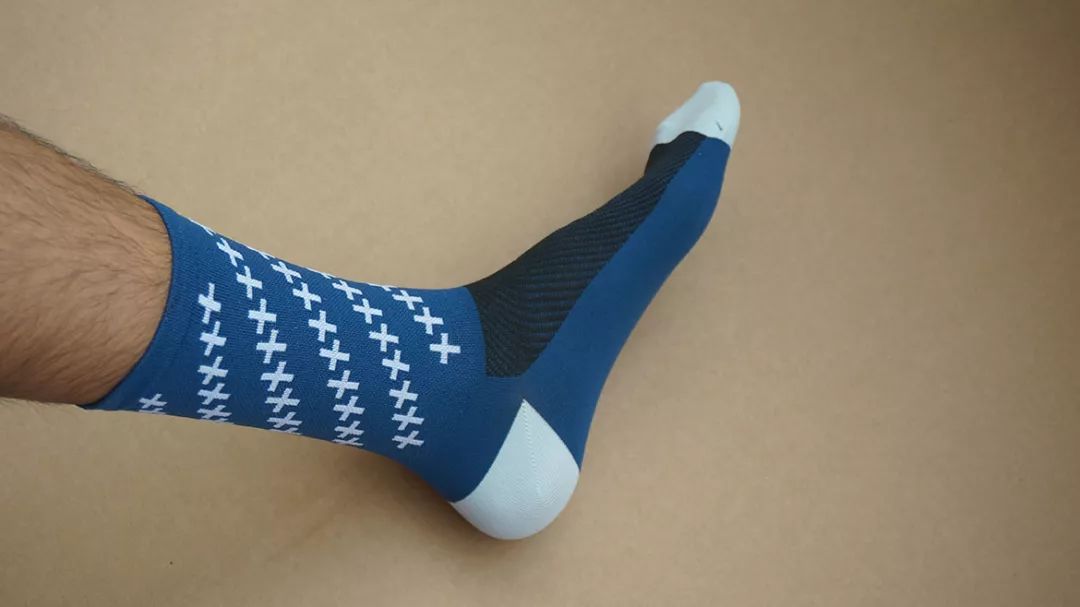 dhsports骑行袜,名不见经传的国货老品牌