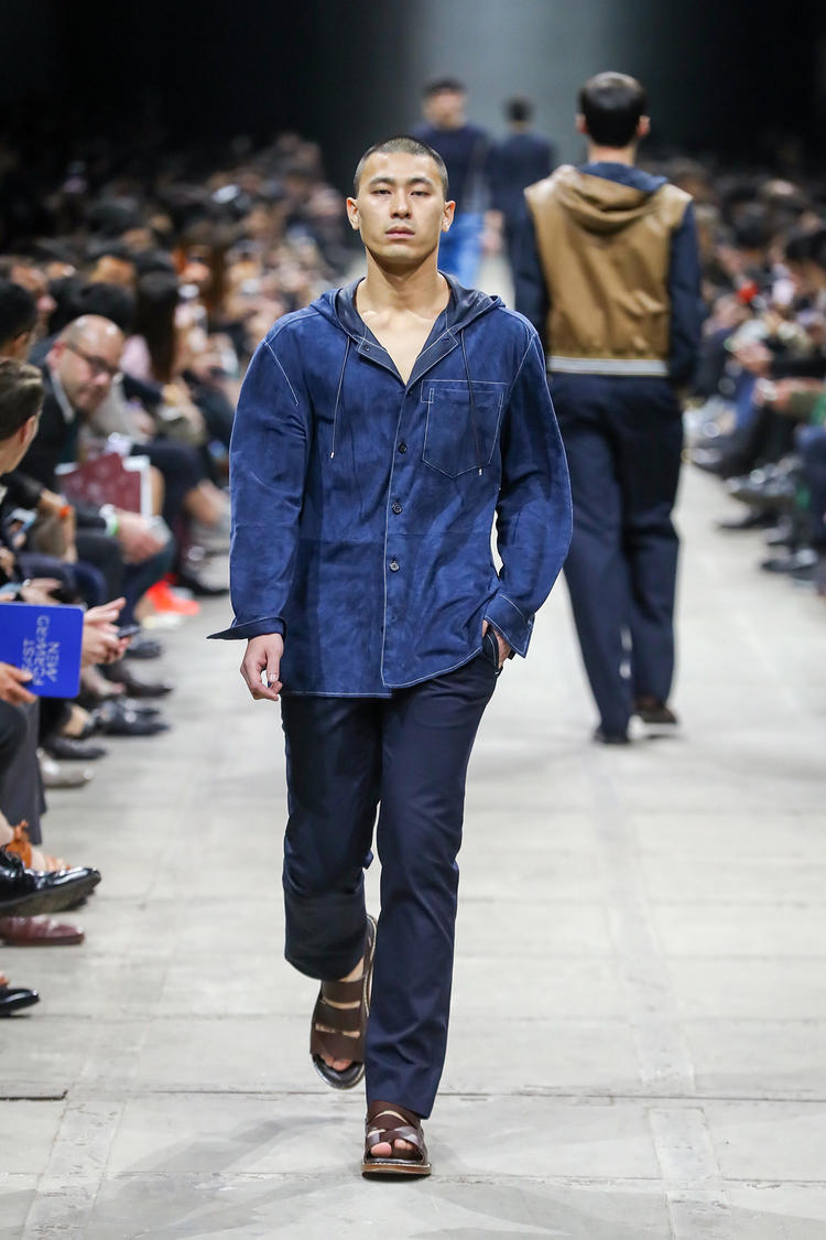 用舞蹈探索肉体自由的现代舞团“陶身体”，10年里经历了什么？｜100个有想法的人