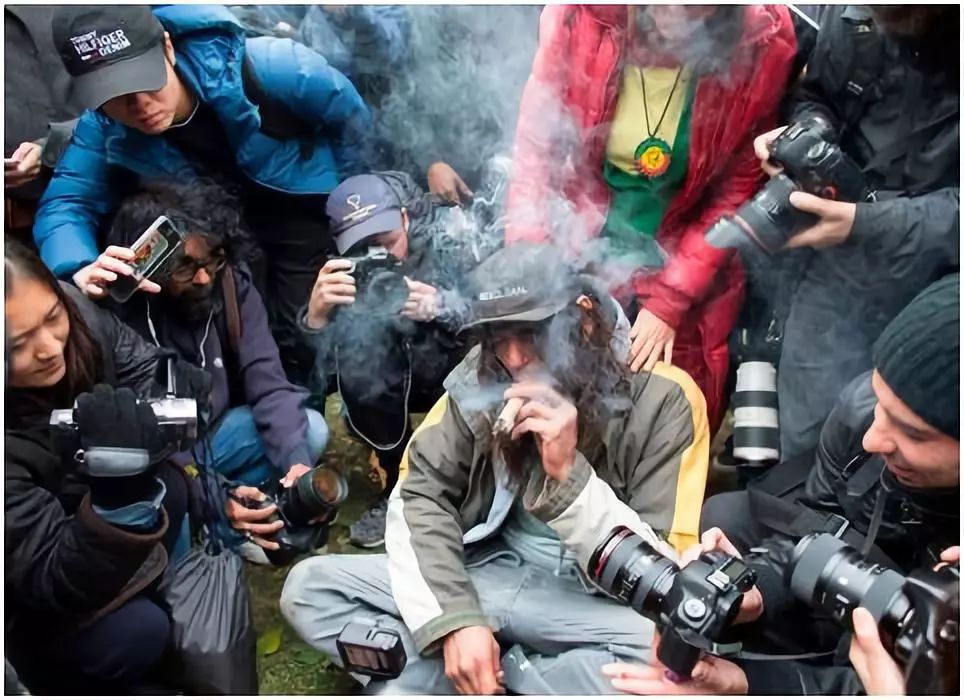 4岁女童吃“巧克力”险丧命，竟是*品毒**……最近“上镜率”颇高的加拿大，“上头条”已经不止一次了