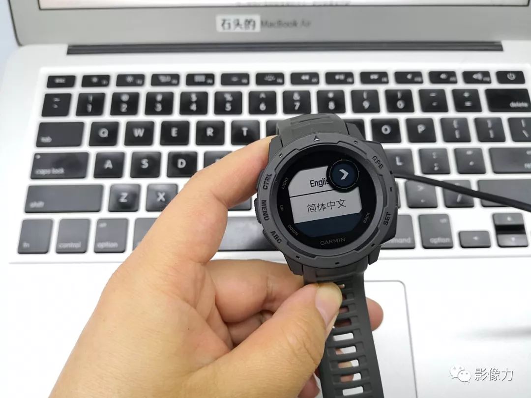 佳明手表instinct测评 (佳明手表推荐功能不需要太复杂)