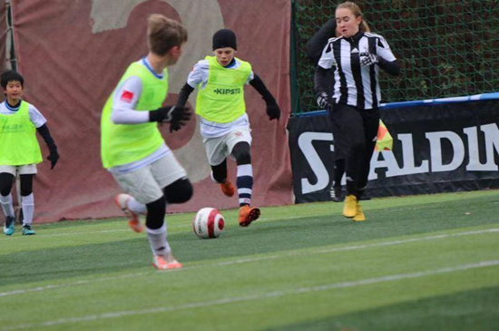 上海国际青少年足球联赛,让孩子感受到足球的快乐