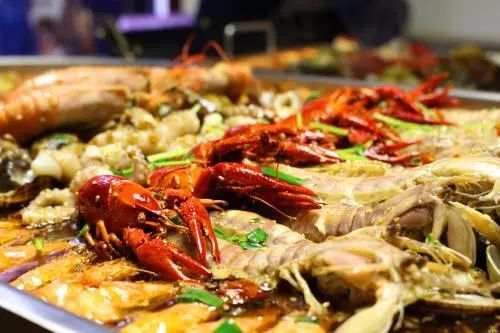 知乎票选“为了吃也要去一次的城市NO.1”