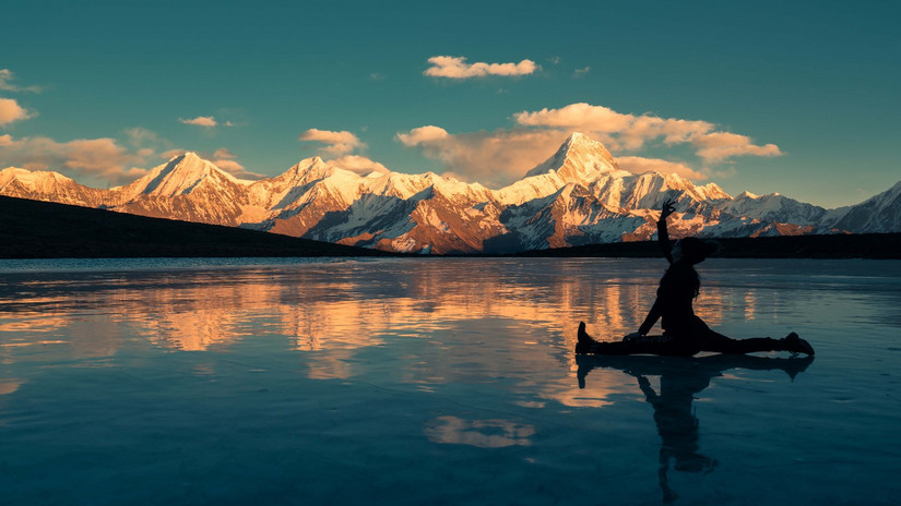 藏地秘境，贡嘎雪山之冷噶措自驾*行游**迹