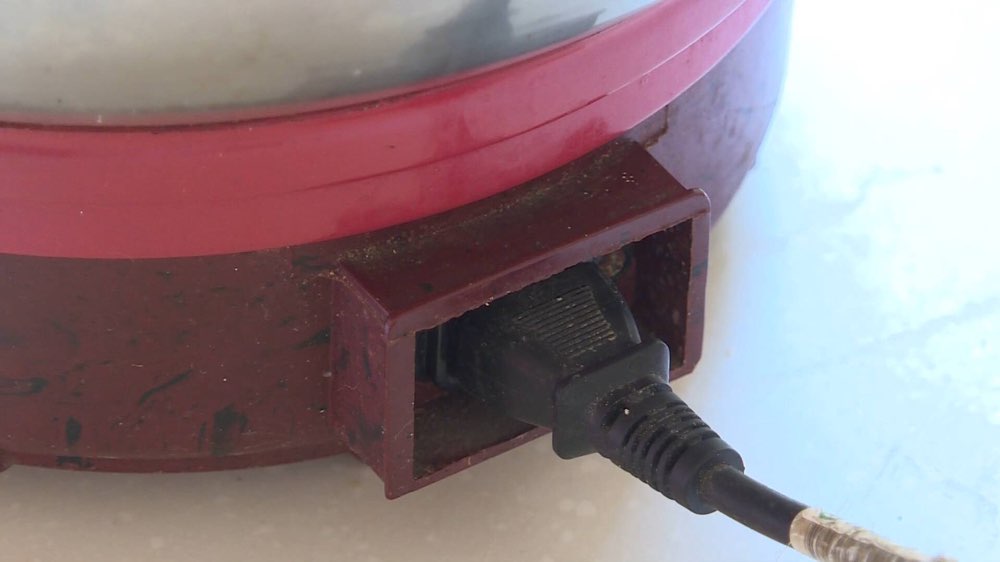 多功能电热锅的执行标准是什么,多功能电热锅使用过热怎么办