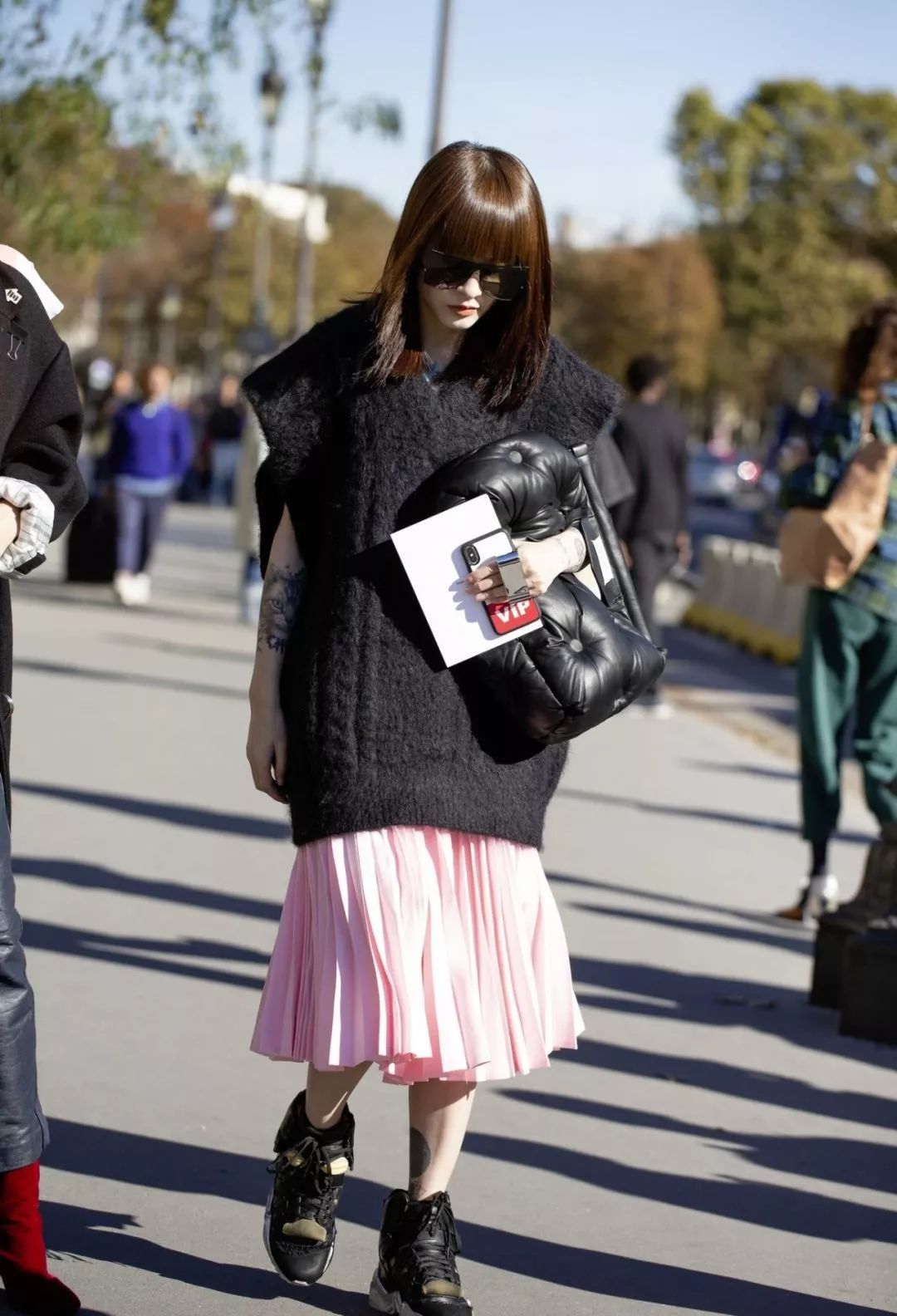 林徽因百褶裙,漆皮靴