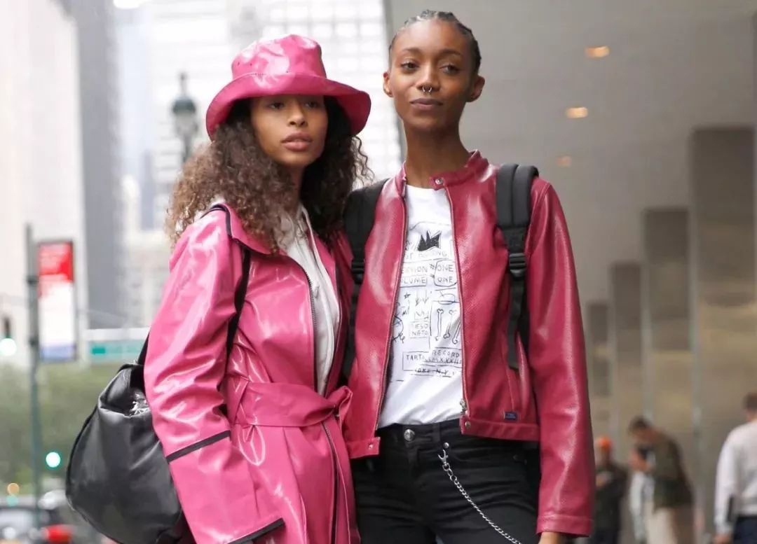 林徽因百褶裙,漆皮靴