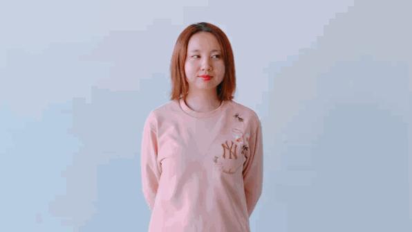 经常低头看手机脖子往后仰酸痛,低头看手机久了肩膀脖子痛