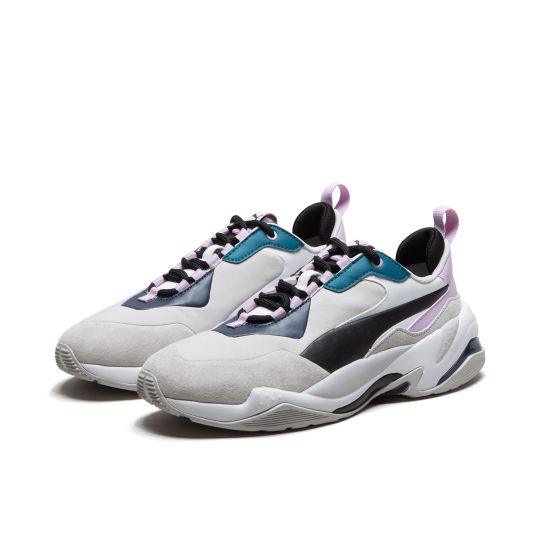 今年秋冬流行这6种靴子,今年时髦精们都在穿这双靴子