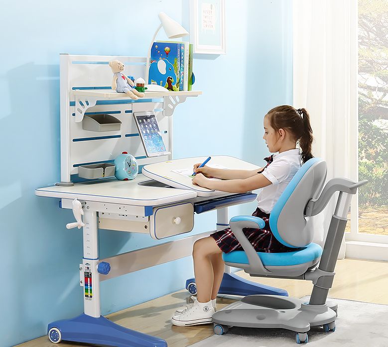 该不该买学习桌,买学习桌怎么买比较划算