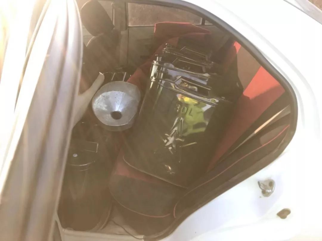 「提醒」淄博街头查获“行走的油桶”！另，警惕豪车借油*局骗**，已有人中招！