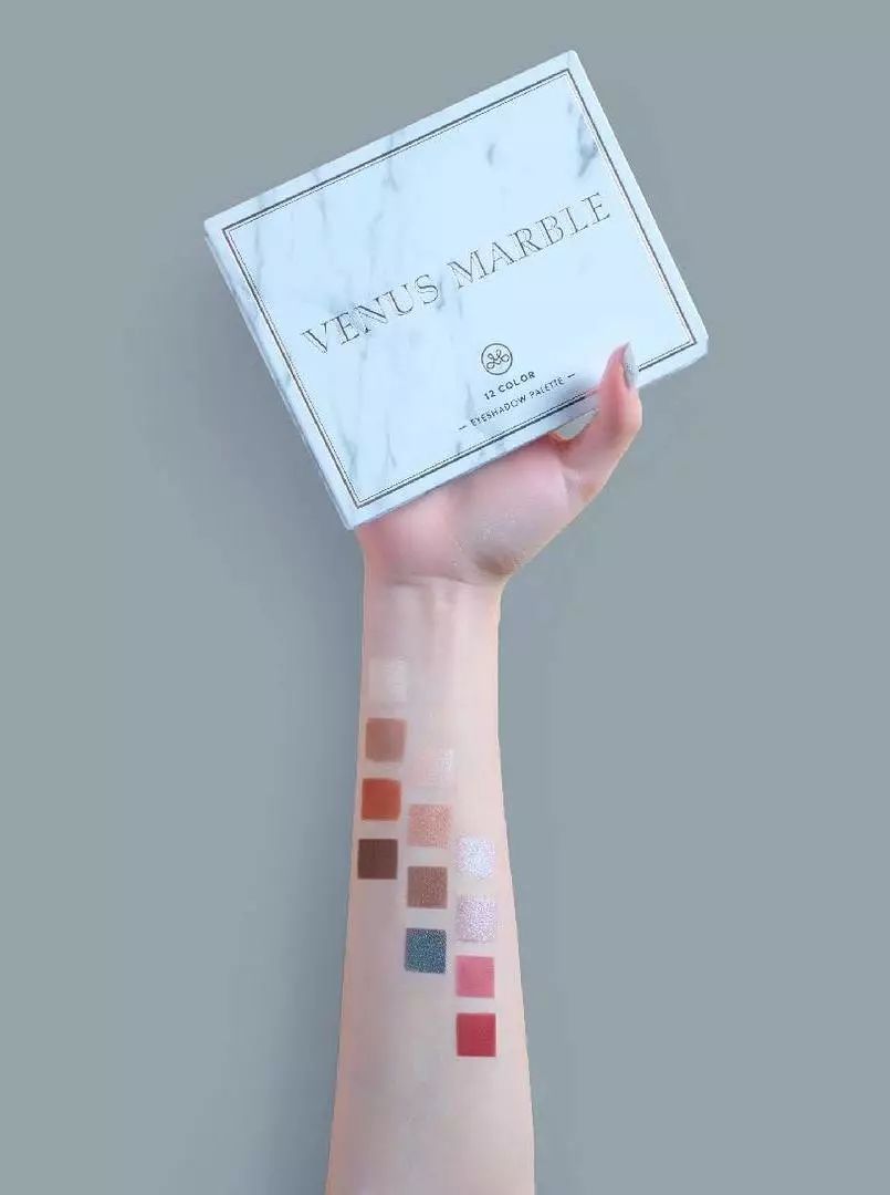 清仓大牌眼影盘,爆闪眼影盘网红爆款