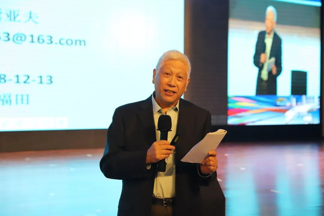 小学英语课应该怎样上,小学英语课堂怎么学习