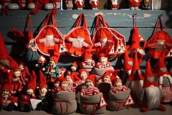 极光是上帝送给秋波吗,极光是上帝的烟火