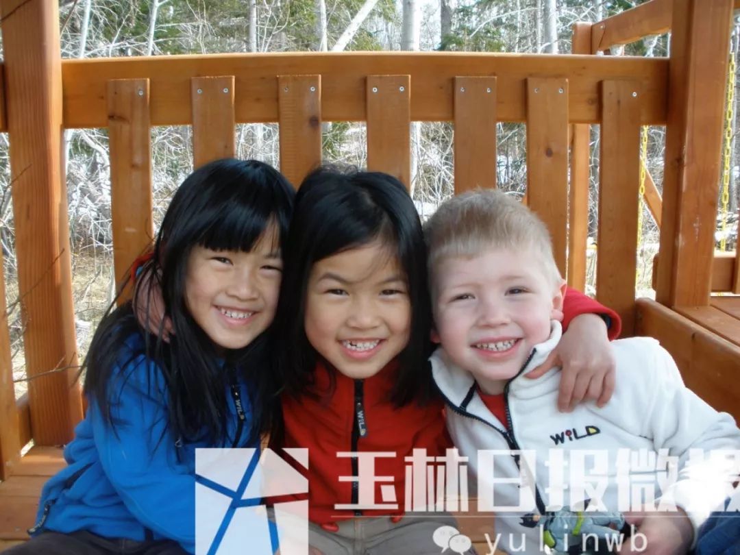 27年双胞胎姐妹寻亲记,双胞胎姐妹花帮父母寻亲