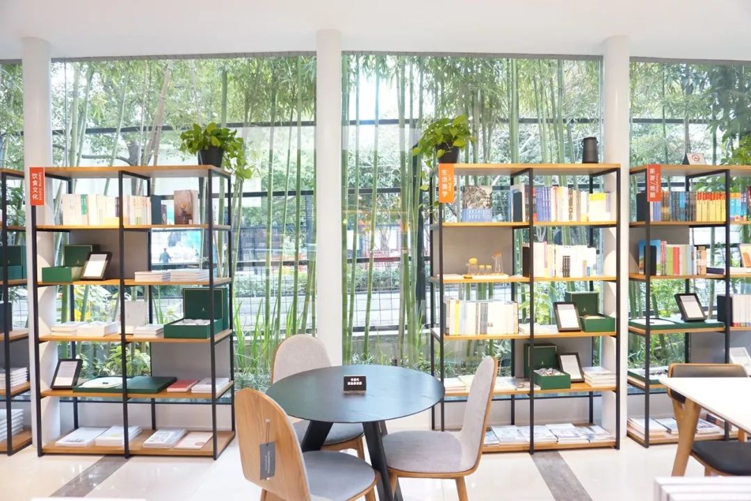 旅行/阅读/小众设计……逛逛这些能满足你精致生活幻想的美学概念店