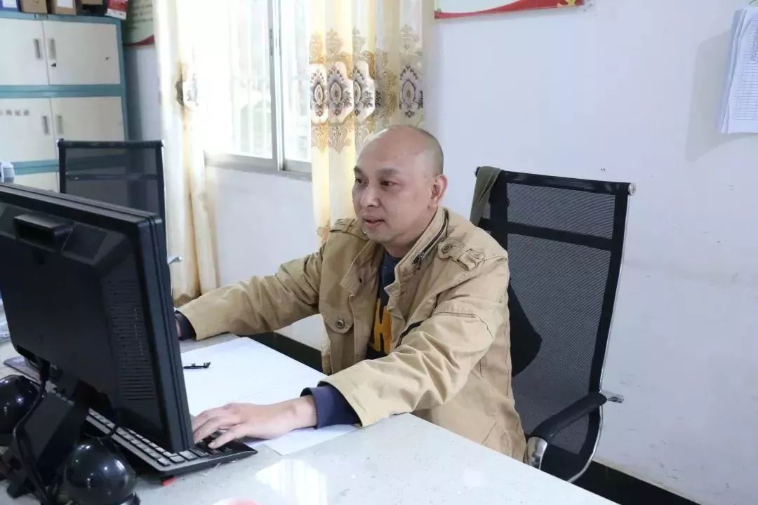 首届道德模范颁奖典礼视频,2018年河口县道德模范