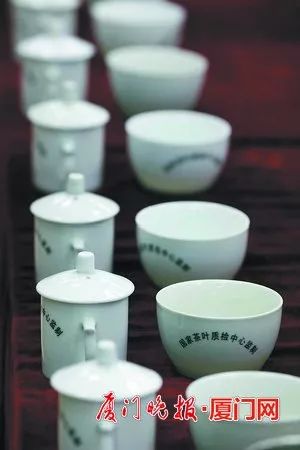 两岸斗茶最新征集,两岸斗茶金奖茶王多少钱