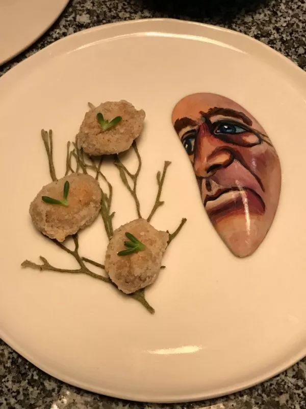 澳洲这杯暖冬的美酒里，可以闻到桉树叶的夏天味道