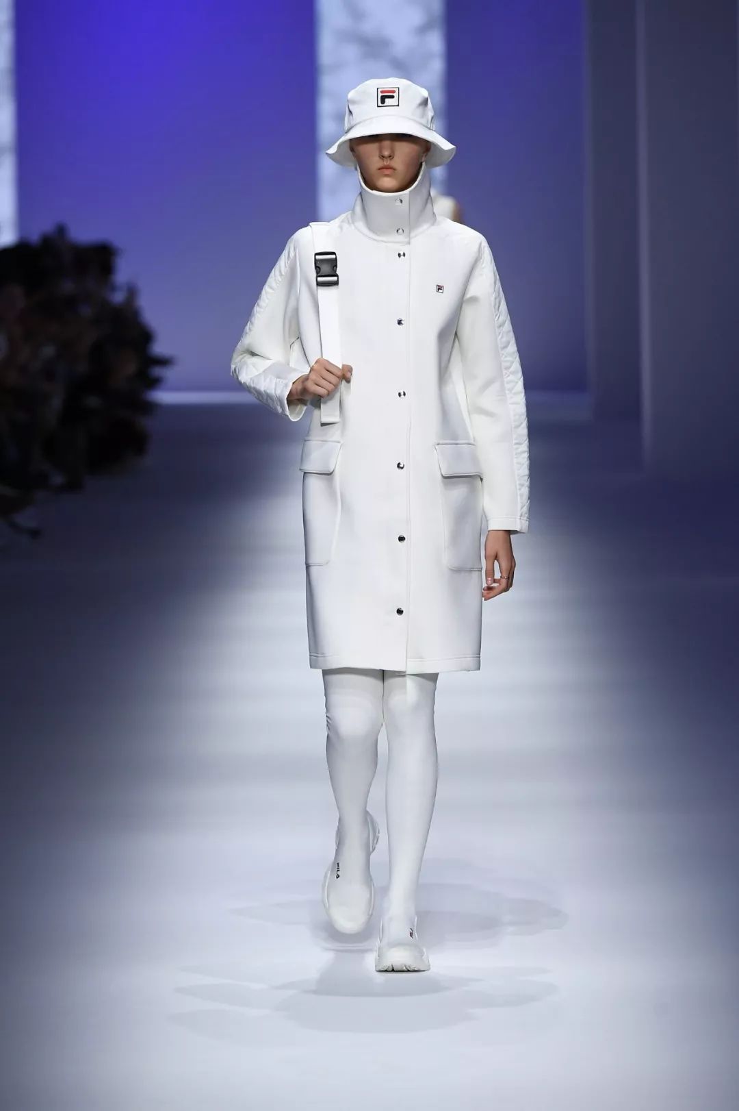 fila运动衣怎么搭配,fila高级时装