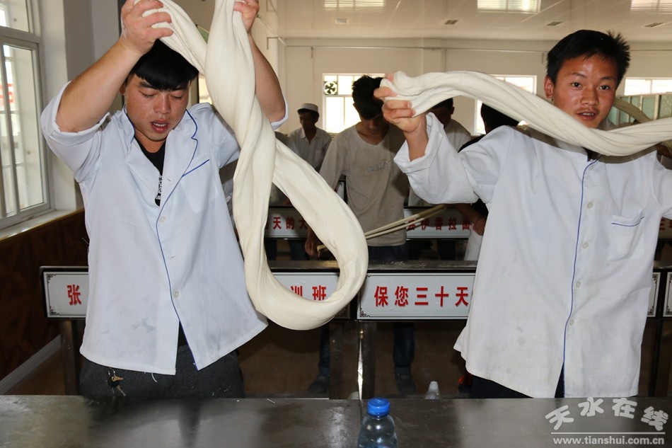 改革开放四十年天水教育事业发展成就综述