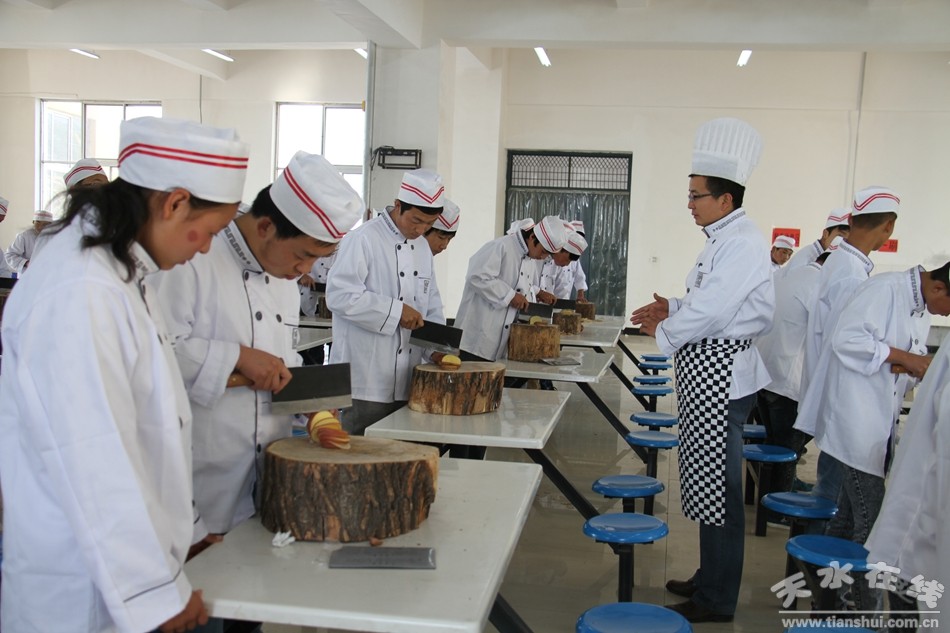 改革开放四十年天水教育事业发展成就综述