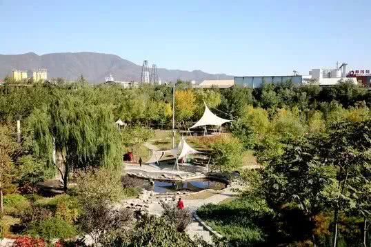 北京门头沟社区首届“半马”比赛开跑