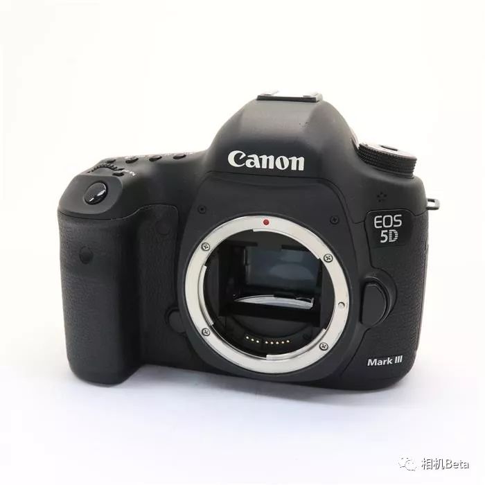 二手尼康单反性价比之王 (尼康值得入手的二手单反)