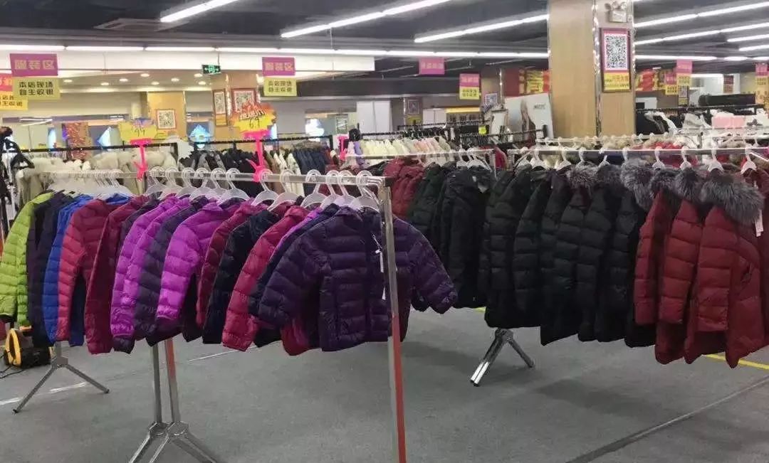 松江大型服装特卖,上海松江服装特卖