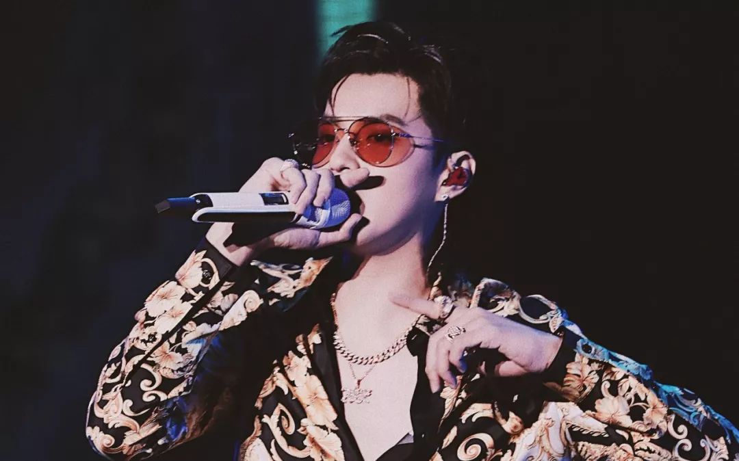 意大利supreme是正版吗,supreme和意大利supreme